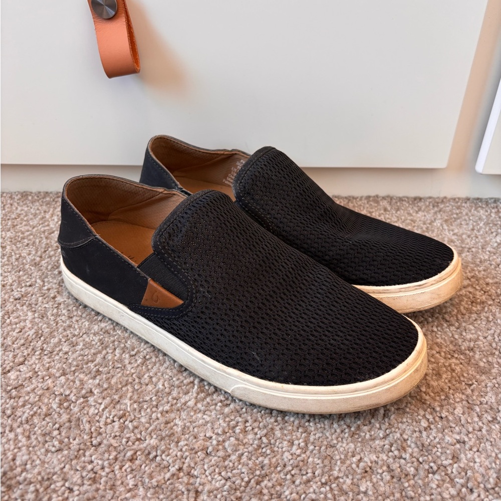 Olukai Pehuea Black Slip On Sneakers - Picture 2 of 5